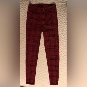 American eagle red plaid HI-RISE jegging jeans.
